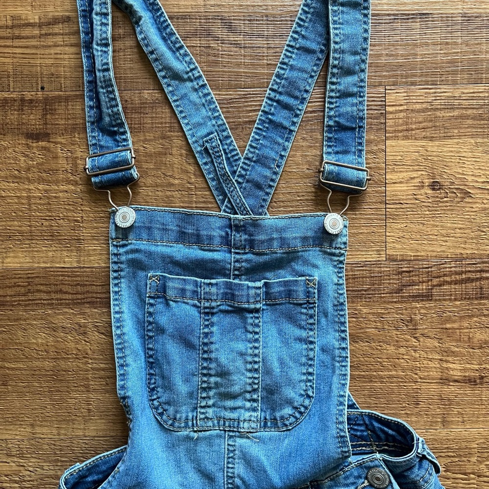 XS Wallflower Jean Overalls Criss Cross back - Picture 2 of 5